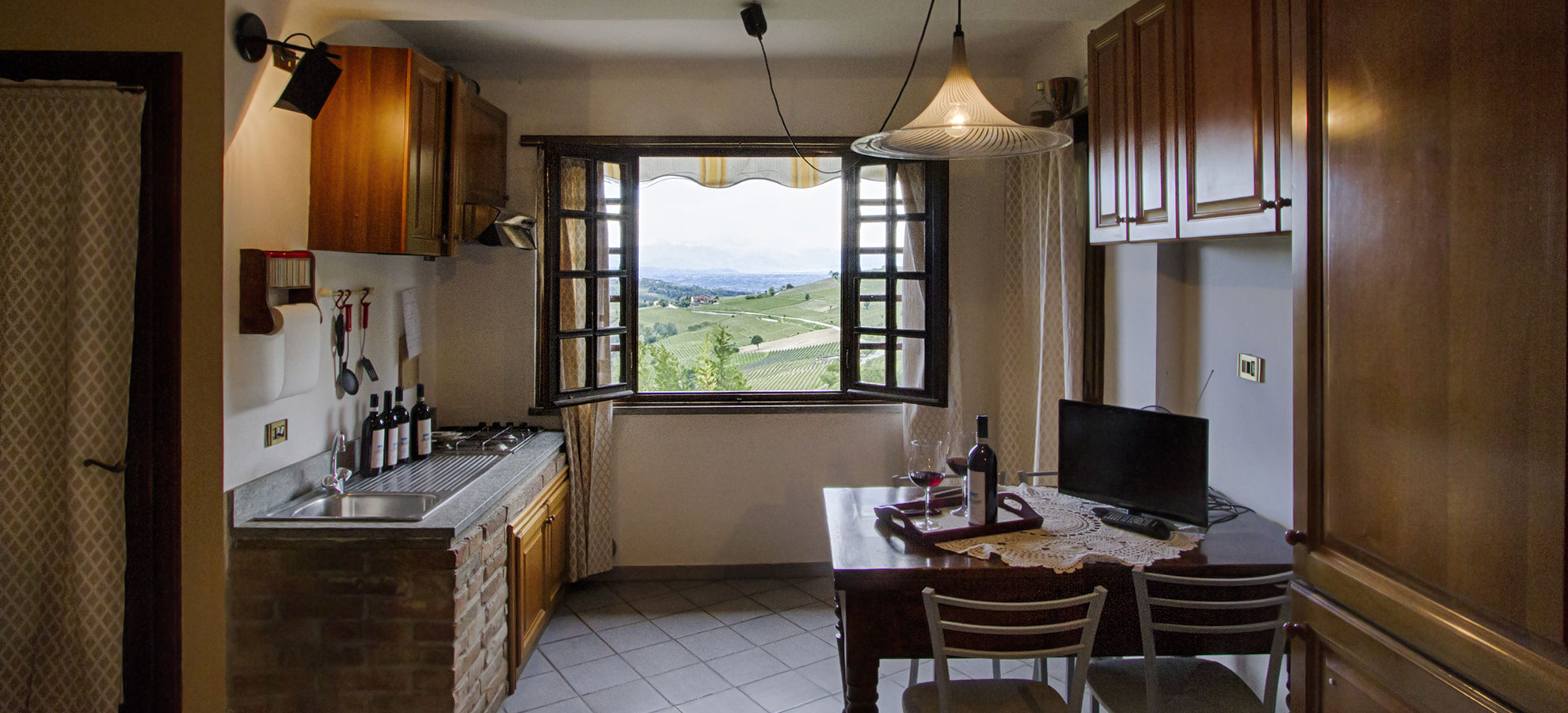 agriturismo-langhe-panorama-vigneti